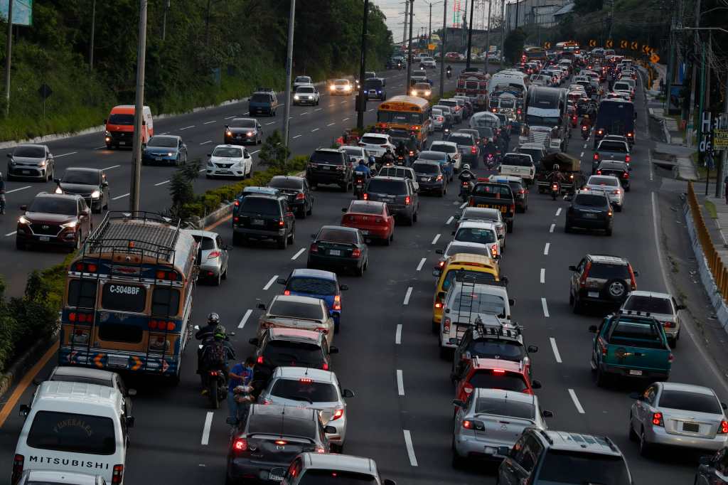 trafico, kilómetro 15, villa nueva, hundimiento