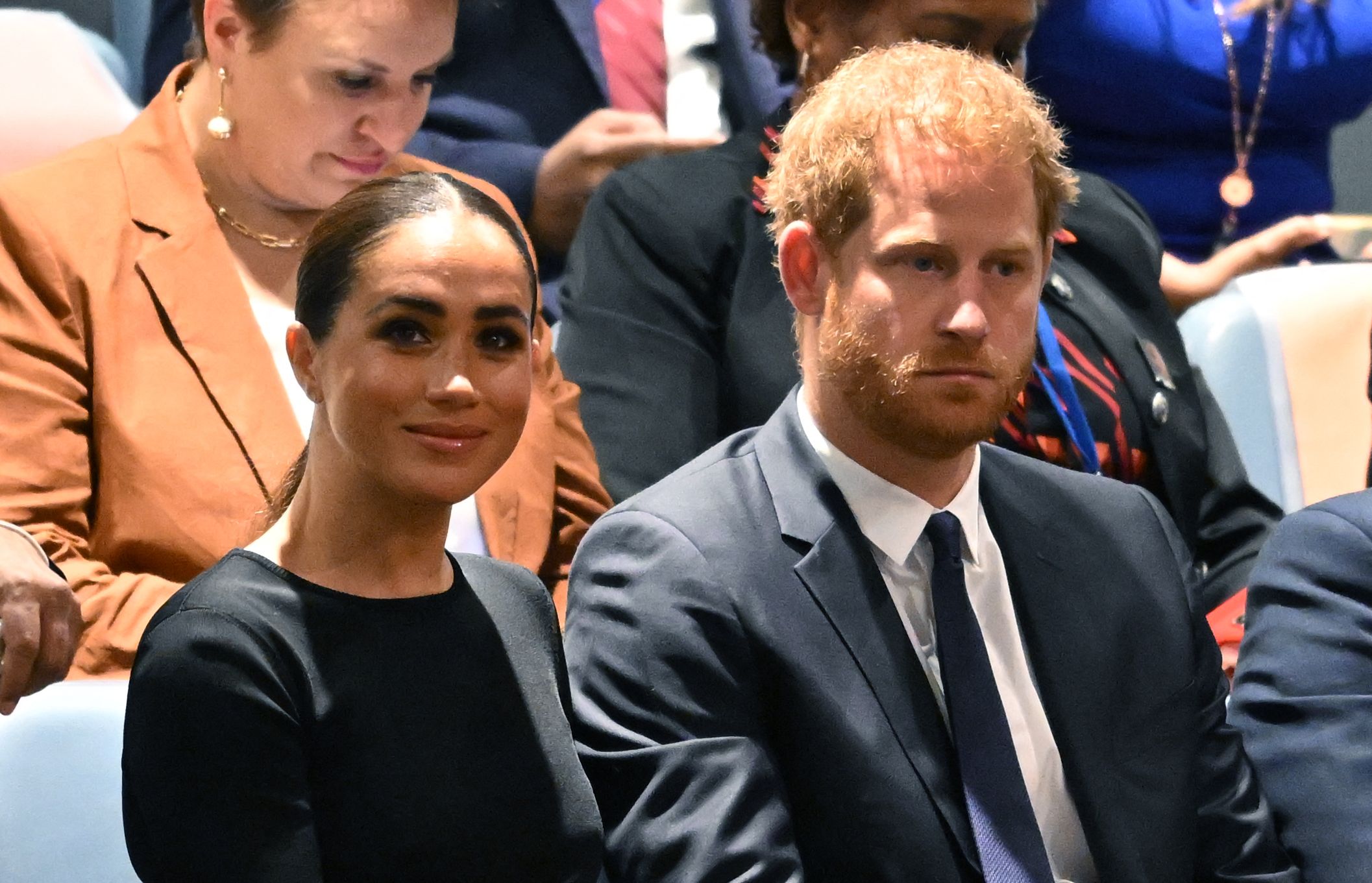 El príncipe Harry y Meghan Markle le desearon a Kate Middleton una pronta recuperación