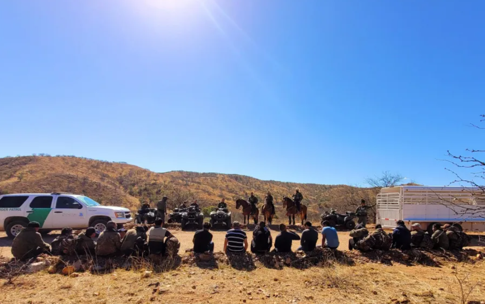 Migrantes en el desierto de Arizona