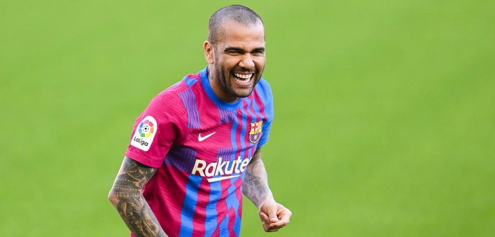 Dani Alves será presentado en las próximas horas como nuevo jugador de los Pumas de México. (Foto Prensa Libre: DC Barcelona)