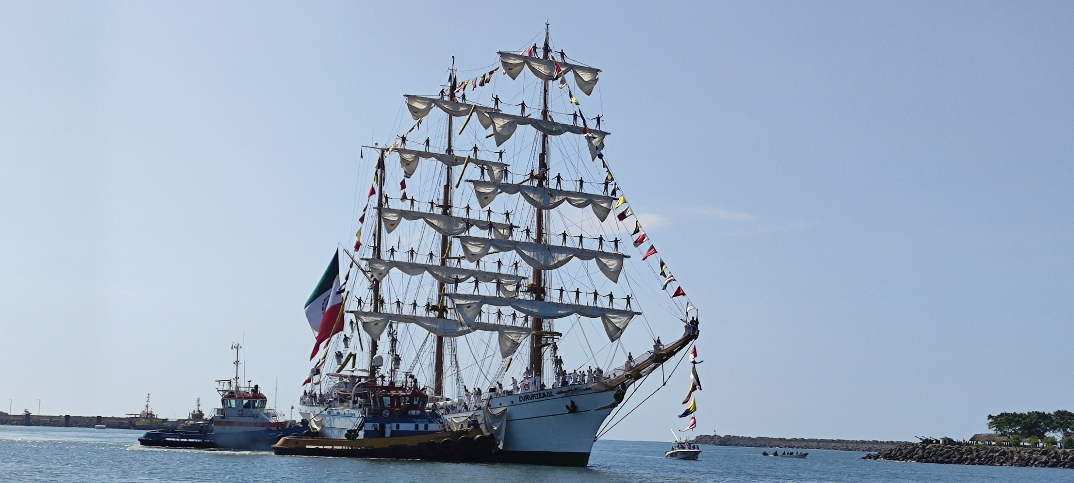 Buque de México llega a Guatemala