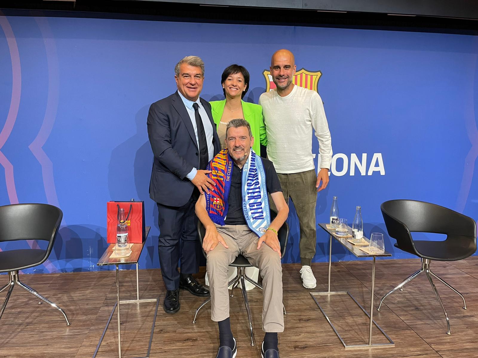 Joan Laporta y Pep Guardiola junto a Juna Carlos Unzue. (Foto Prensa Libre: Fundación Luzon)