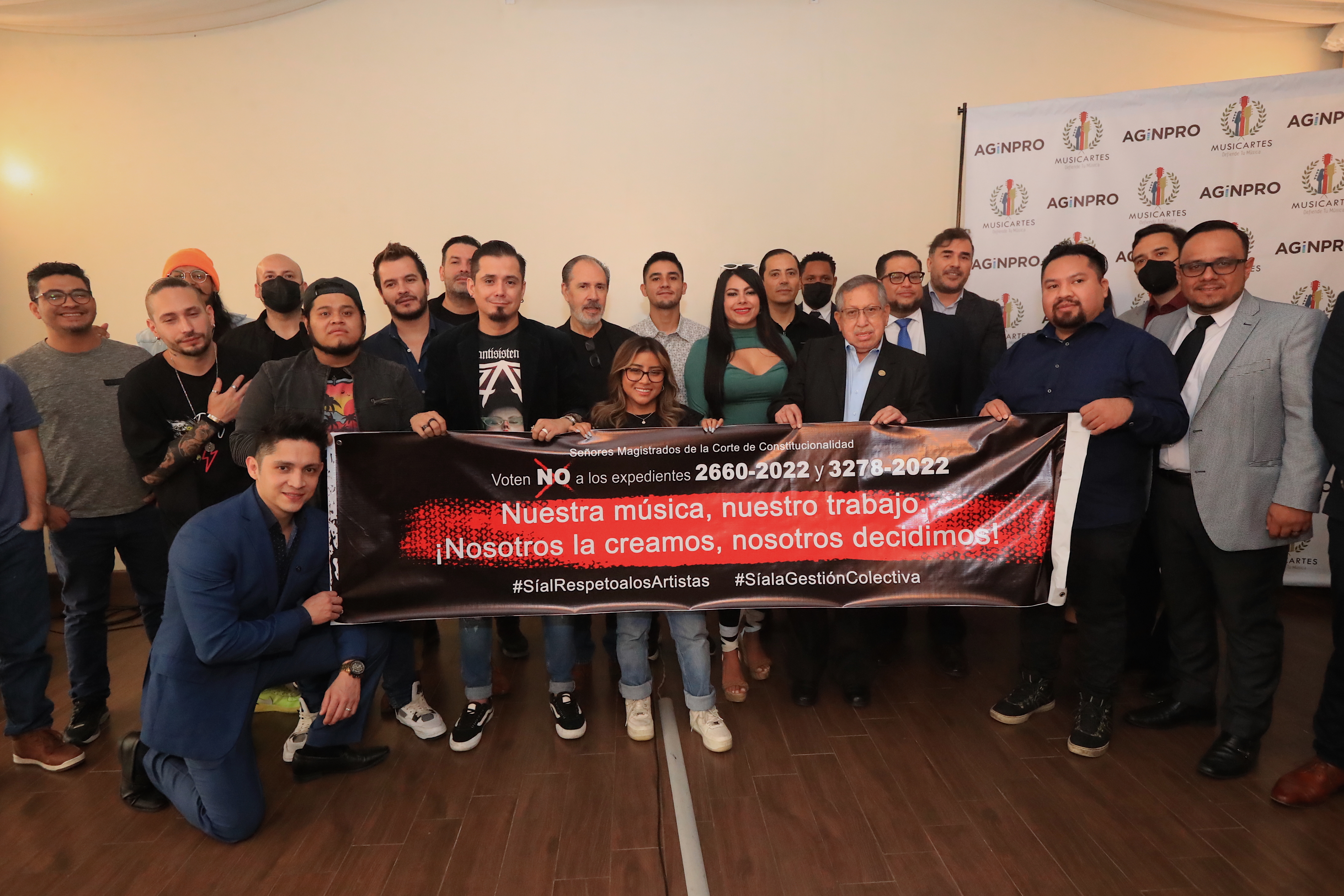 Artistas denuncian ataque sistemático