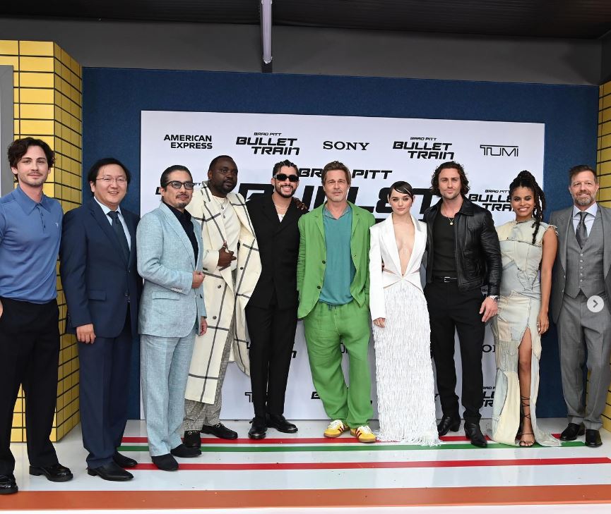 Parte del elenco de “Bullet Train” posaron durante la premier de la película que se estrena en Latinoamérica el 4 de agosto.  (Foto Prensa Libre: Tomada de la cuenta de Instagram bullettrainmovie)