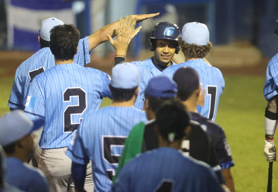 Guatemala definirá el título del Festival Deportivo que se celebra en Ciudad de Guatemala. Foto Prensa Libre (Federación de Béisbol)