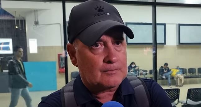 Willy Coito Olivera, técnico de Comunicaciones, en su regreso a Guatemala. (Foto Prensa Libre: Captura video Guatefutbol)