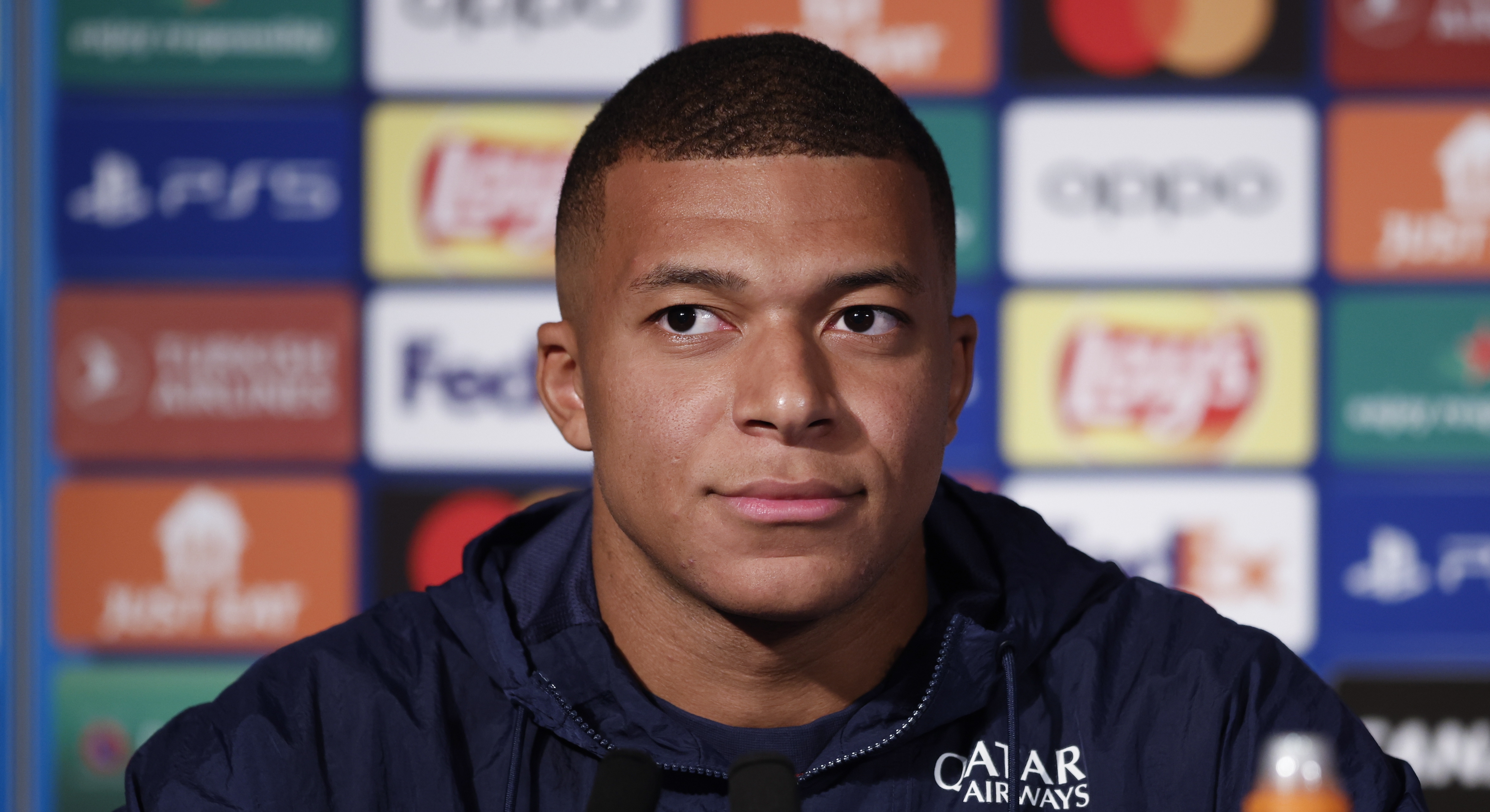 Mbappé dio el "bombazo" hace solo unos meses al decidir quedarse en el PSG y rechazar la oferta del equipo merengue. (Foto Prensa Libre: EFE)