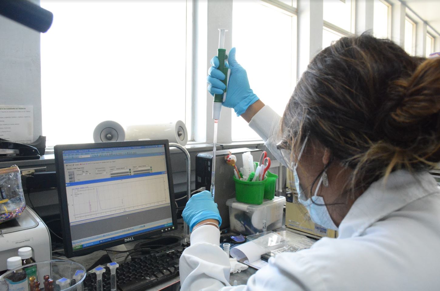 Personal del Laboratorio Nacional de Salud, del Ministerio de Salud de Guatemala. (Foto Prensa Libre: Ministerio de Salud)