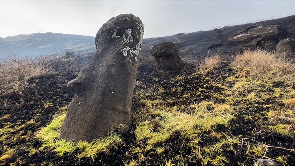 El alcalde de la isla, Pedro Edmunds, dijo a los medios locales que los daños causados por el fuego MUNICIPALIDAD DE RAPA NUI