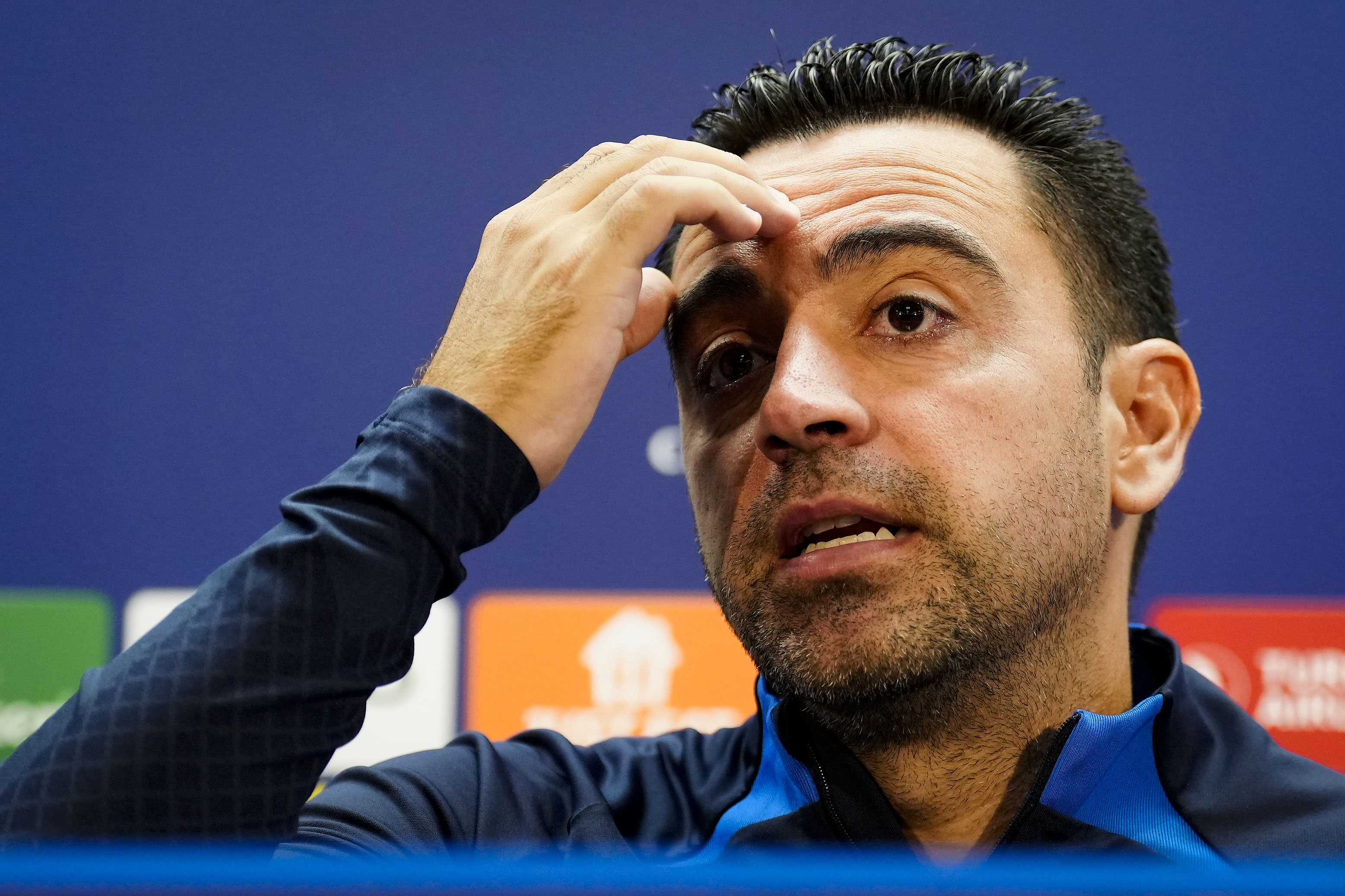 Xavi Hernández y el Barcelona no quieren volver a quedar fuera de la Champions y verse obligados a jugar la Europa League nuevamente. (Foto Prensa Libre: EFE)