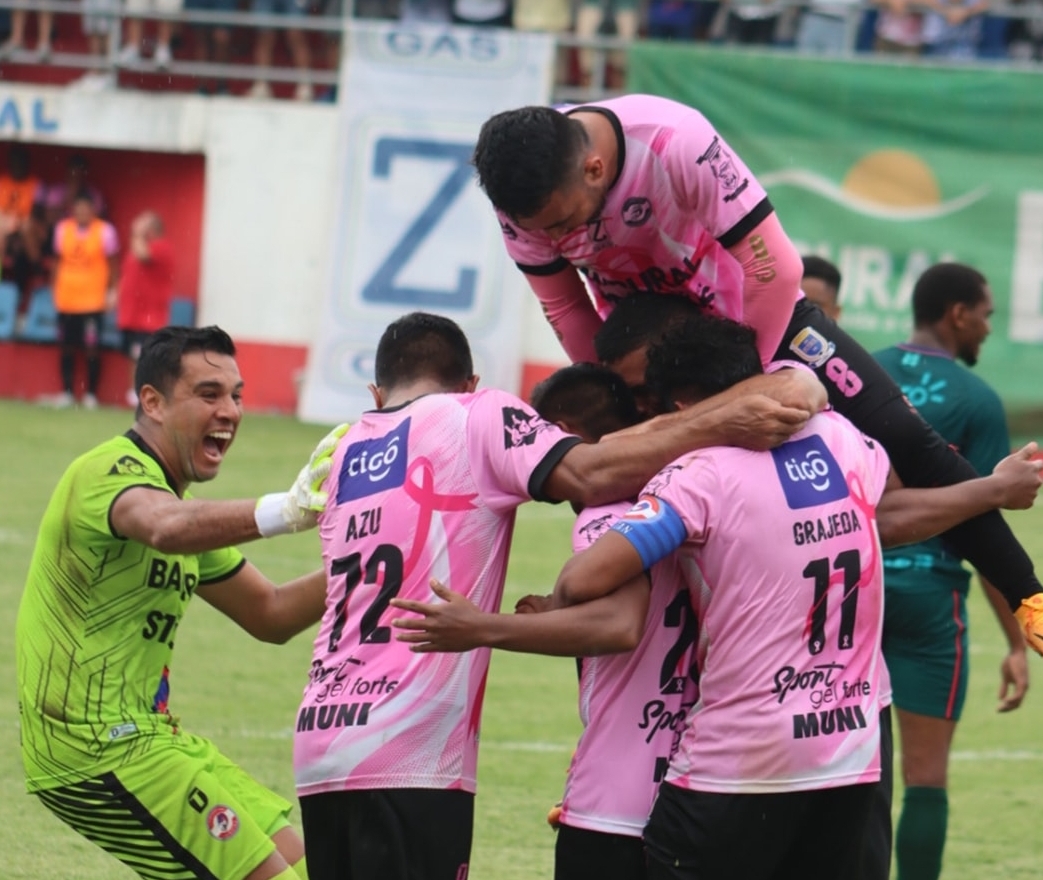 Iztapa logró un buen resultado en casa ante Municipal. Foto Prensa Libre (Deportivo Iztapa)