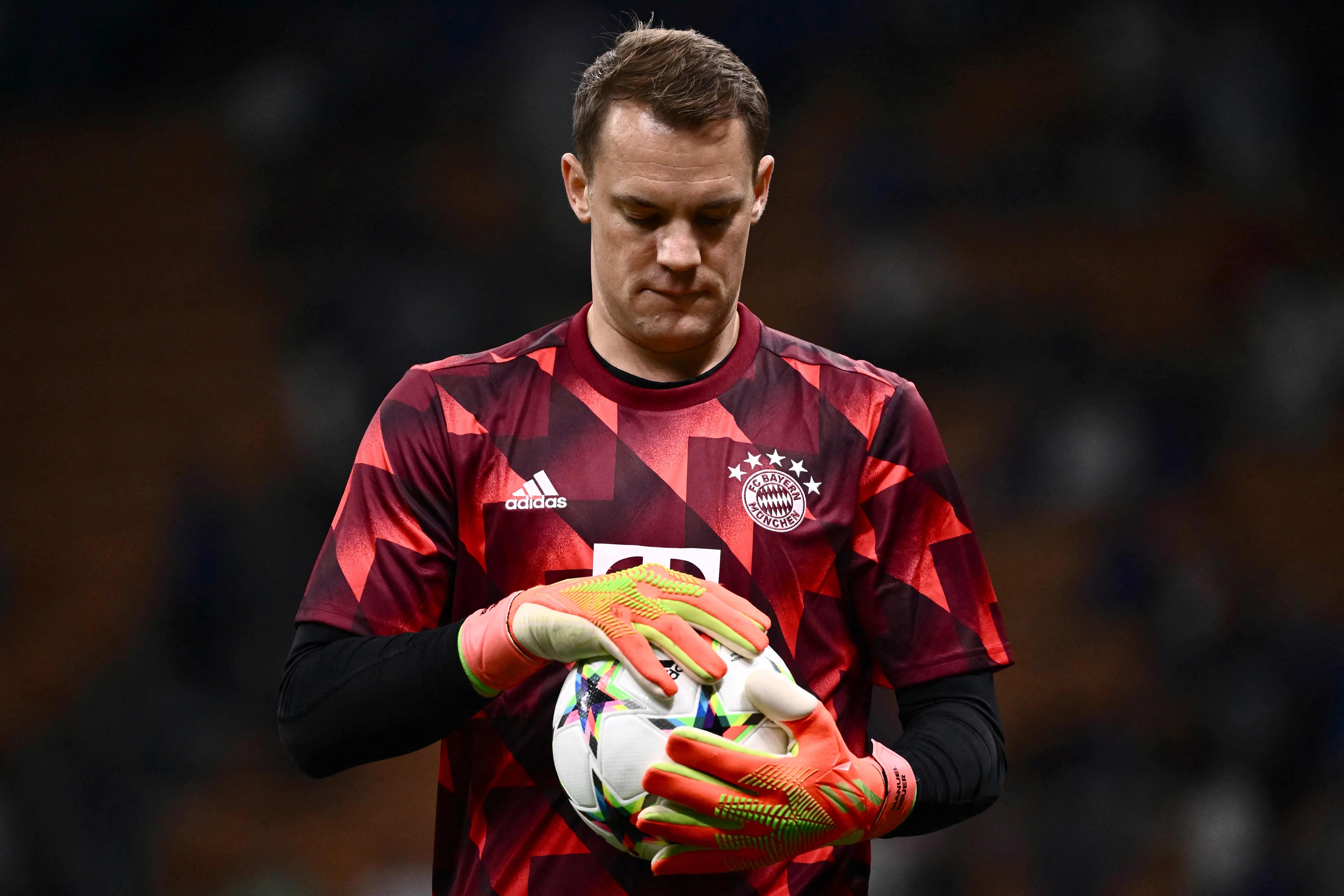 Manuel Neuer, portero de la Selección de Alemania reveló este miércoles que ha sido operado tres veces por cancerberas de piel. Foto Prensa Libre (AFP)