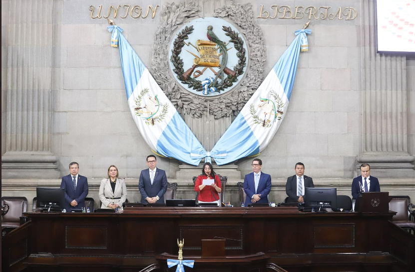 La Junta Directiva del Congreso mantuvo por un tiempo considerable la votación para la tercera lectura porque no llegaban a los votos necesarios. Fotografía: Congreso. 