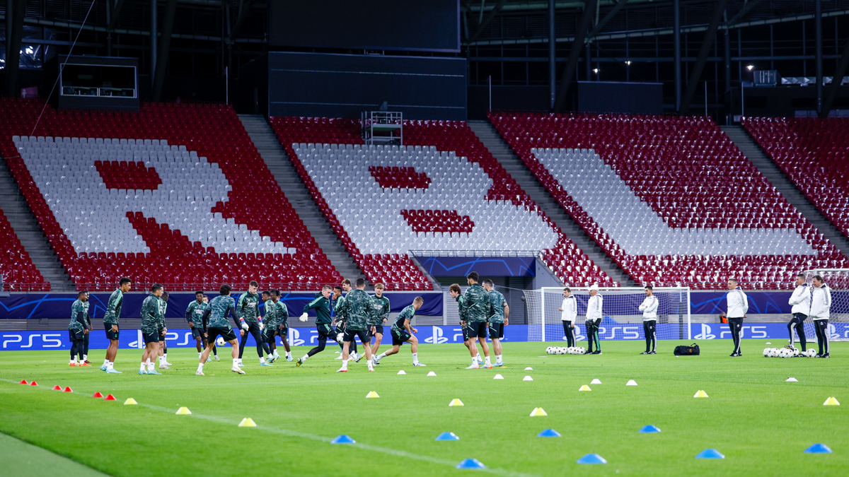 Entrenamiento del Real Madrid en Alemania para enfrentar al Leipzig. (Foto Prensa Libre: Real Madrid)