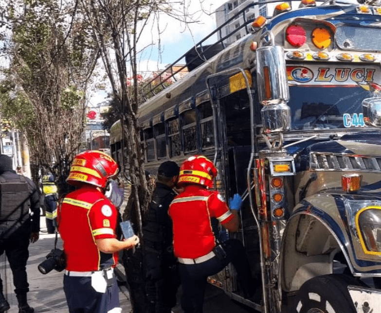 ATAQUE ARMADO EN LA ZONA 10