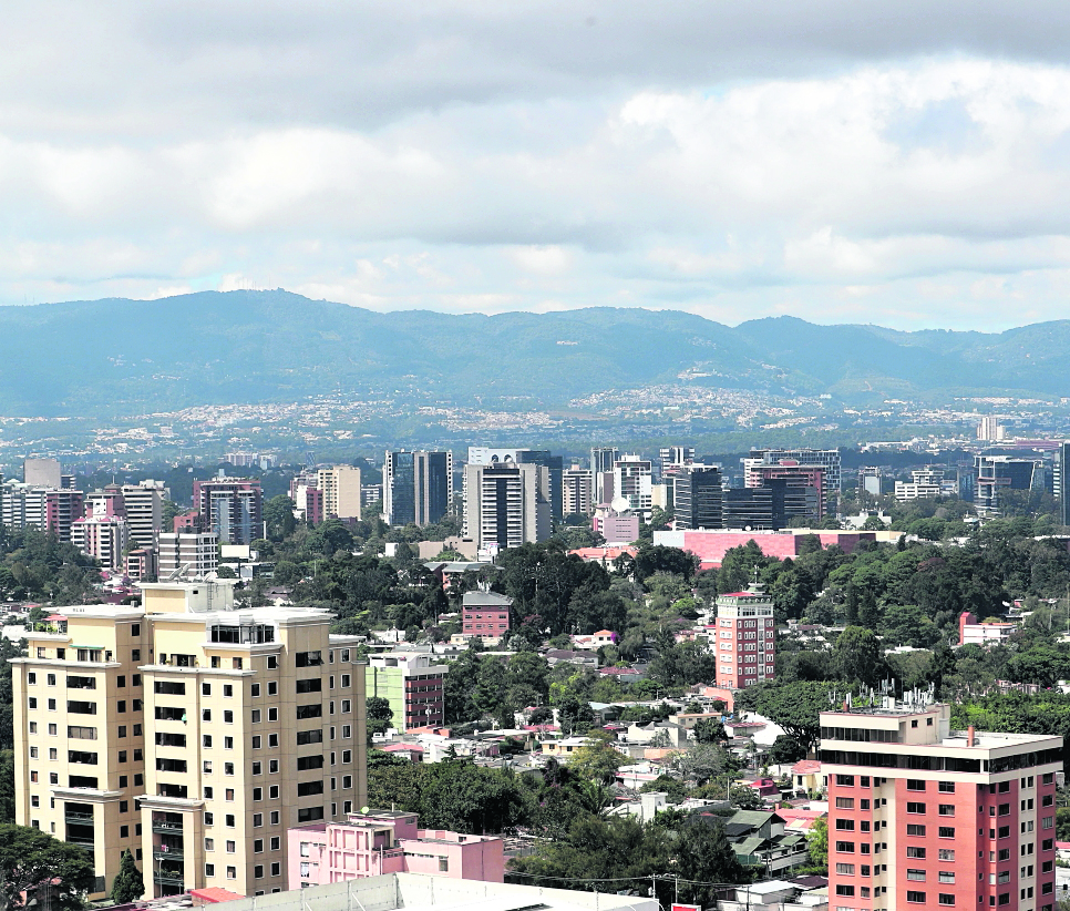 Según datos del Instituto Nacional de Estadistica, en el departamento de Guatemala hay 3 millones 599 mil 257 de personas. (Foto: Prensa Libre. Hemeroteca)


Fotografía Erick Avila                   23/11/2018