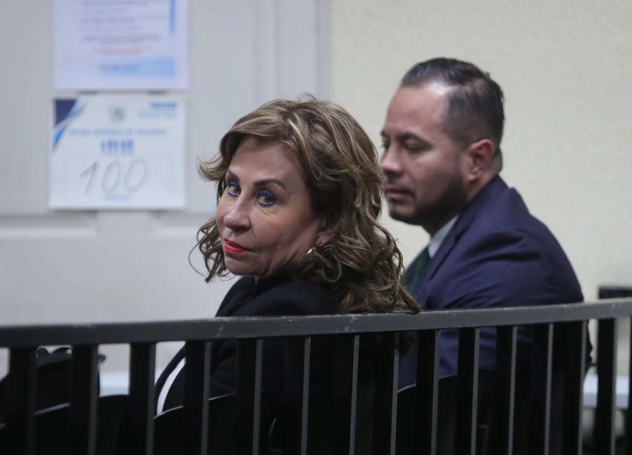 La jueza Claudette Domínguez, decreta el cierre del proceso a favor de Sandra Torres y no deberá enfrentar juicio por supuesto financiamiento irregular de la UNE. (Foto: Prensa Libre. Carlos Hernández)