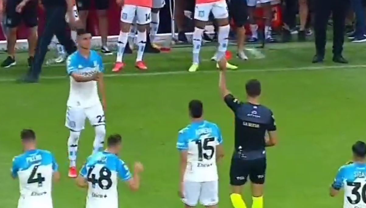 El árbitro Facundo Tello realizó 10 expulsiones en el partido de la final entre Rancig Club y Boca Juniors. (Foto captura de pantalla).