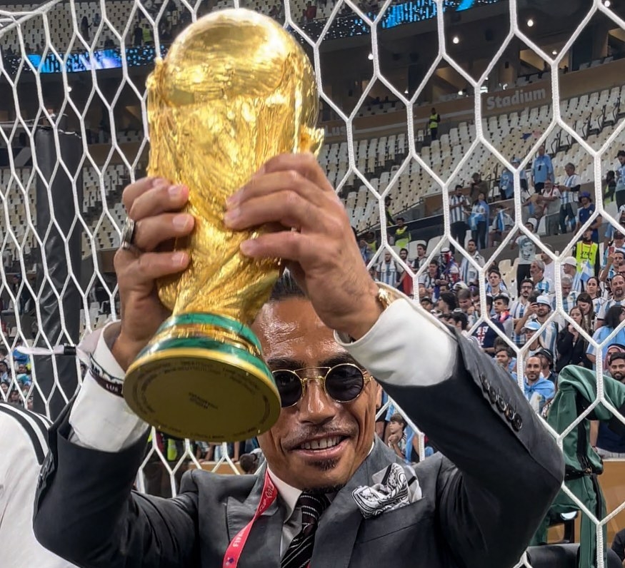 El chef turco "Salt Bae" será investigado por la FIFA. Foto Prensa Libre (nusr_et)