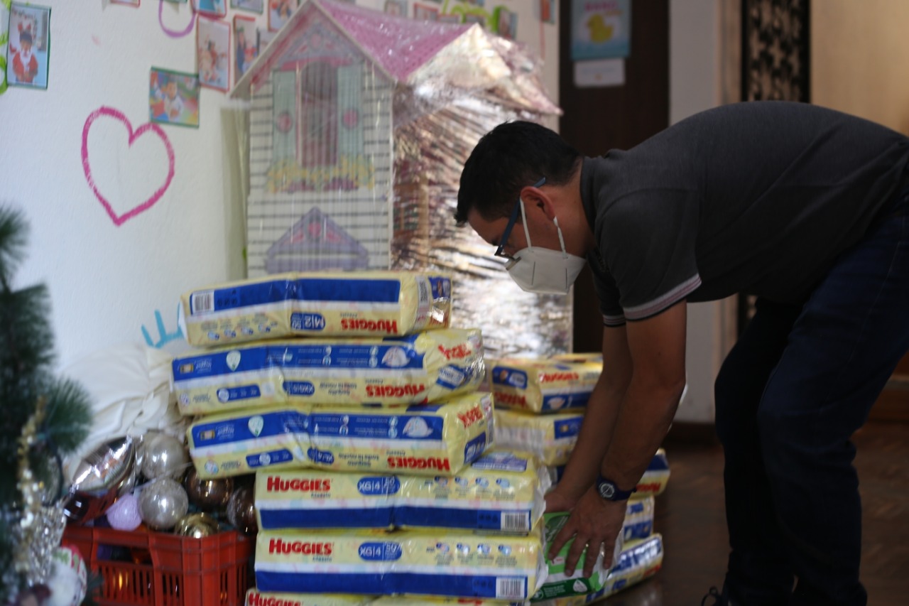 21 días de dar felicidad: Pañales para el Hogar de Niños Fátima (Día 18)