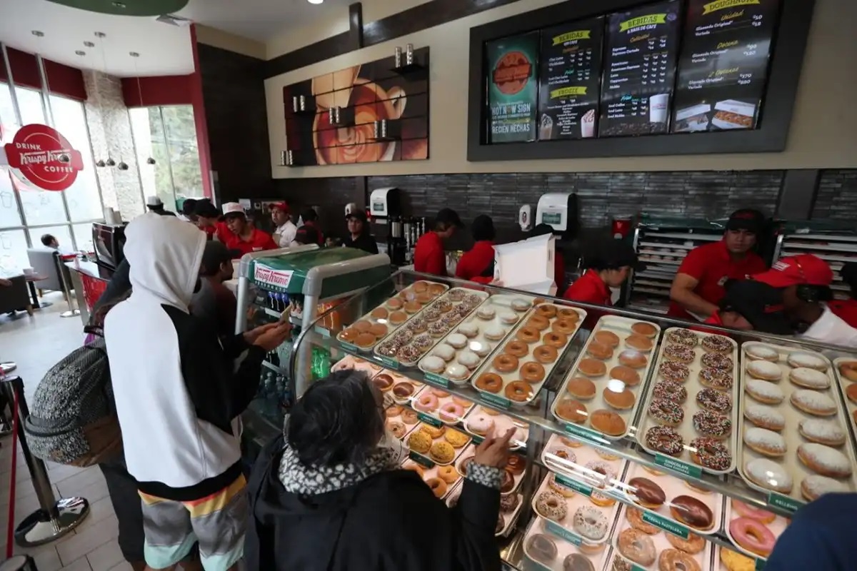 Las franquicias que presentan mayor potencial se ubican en el rubro de restaurantes y bares, y están relacionadas con comida, café, bocadillos, pastelerías o restaurantes de comida rápida y “tenedor”. (Foto Prensa Libre: Hemeroteca PL).