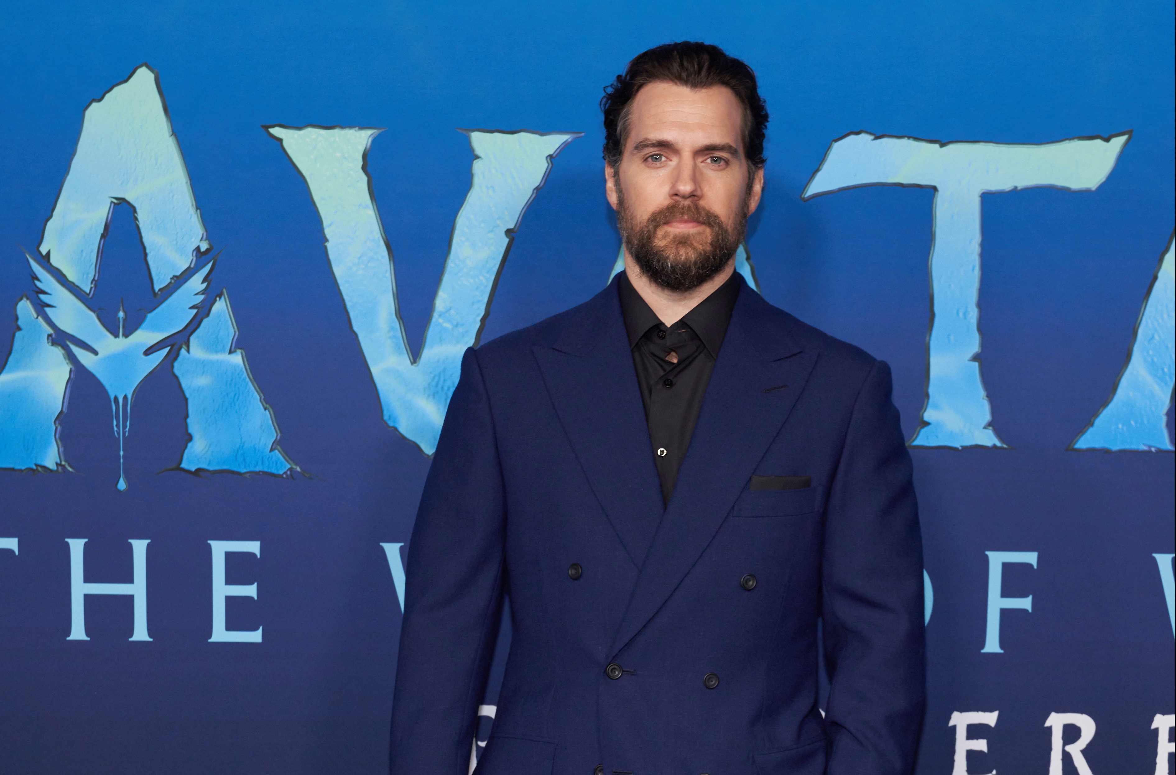 Henry Cavill estuvo presente en la premiere de "Avatar: The Way of Water" (Foto Prensa Libre: EFE/EPA/ALLISON DINNER).