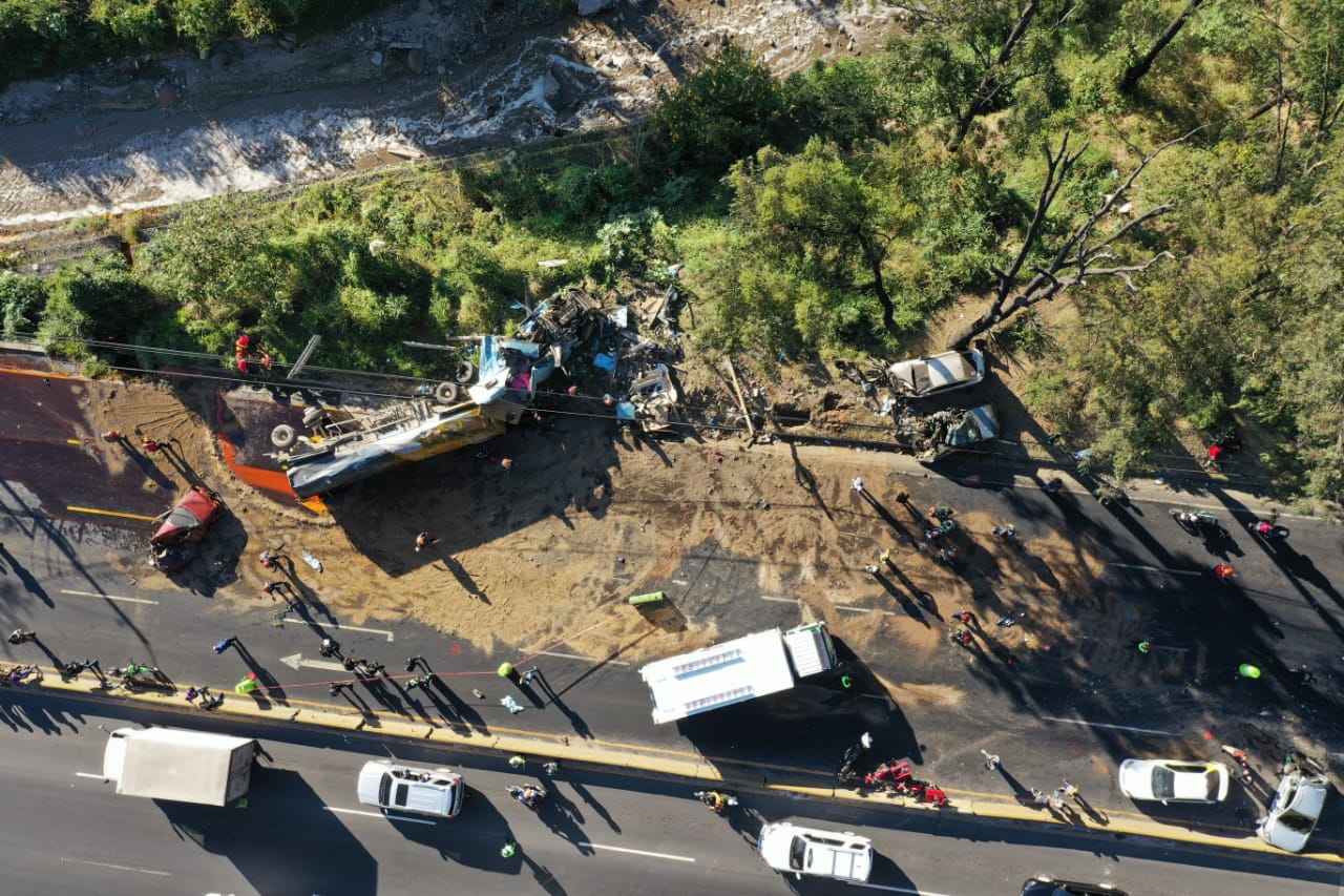 Múltiple accidente en la cuesta de Villalobos