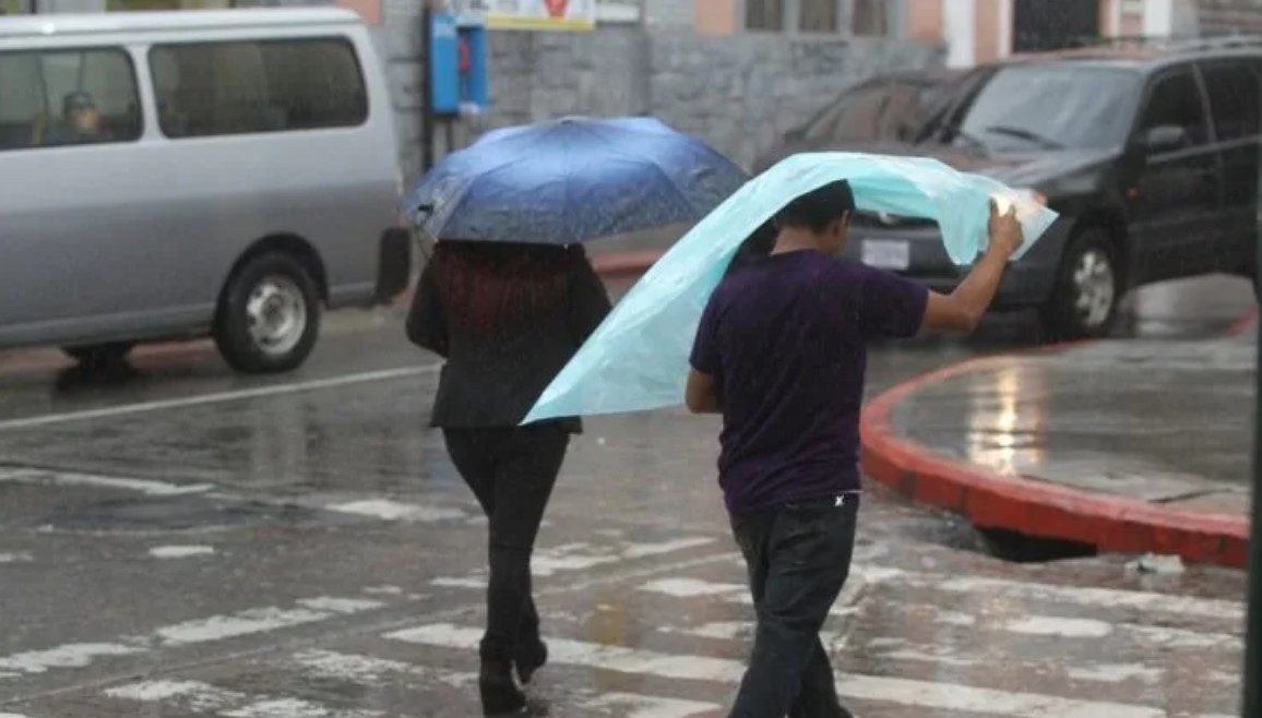 Este fin de semana podría ser lluvioso, advierte el Insivumeh. (Foto: Hemeroteca PL)