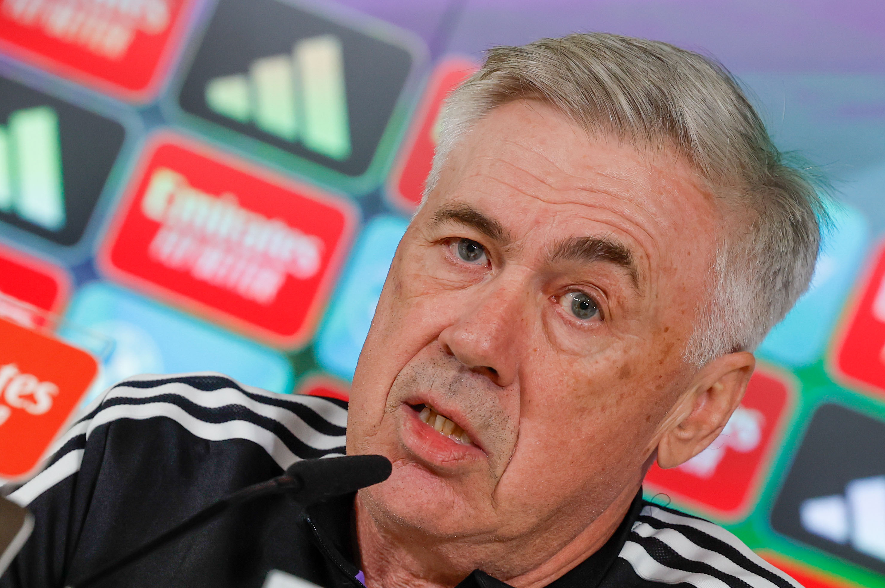 El entrenador italiano del Real Madrid Carlo Ancelotti durante la rueda de prensa. (Foto Prensa Libre: EFE)