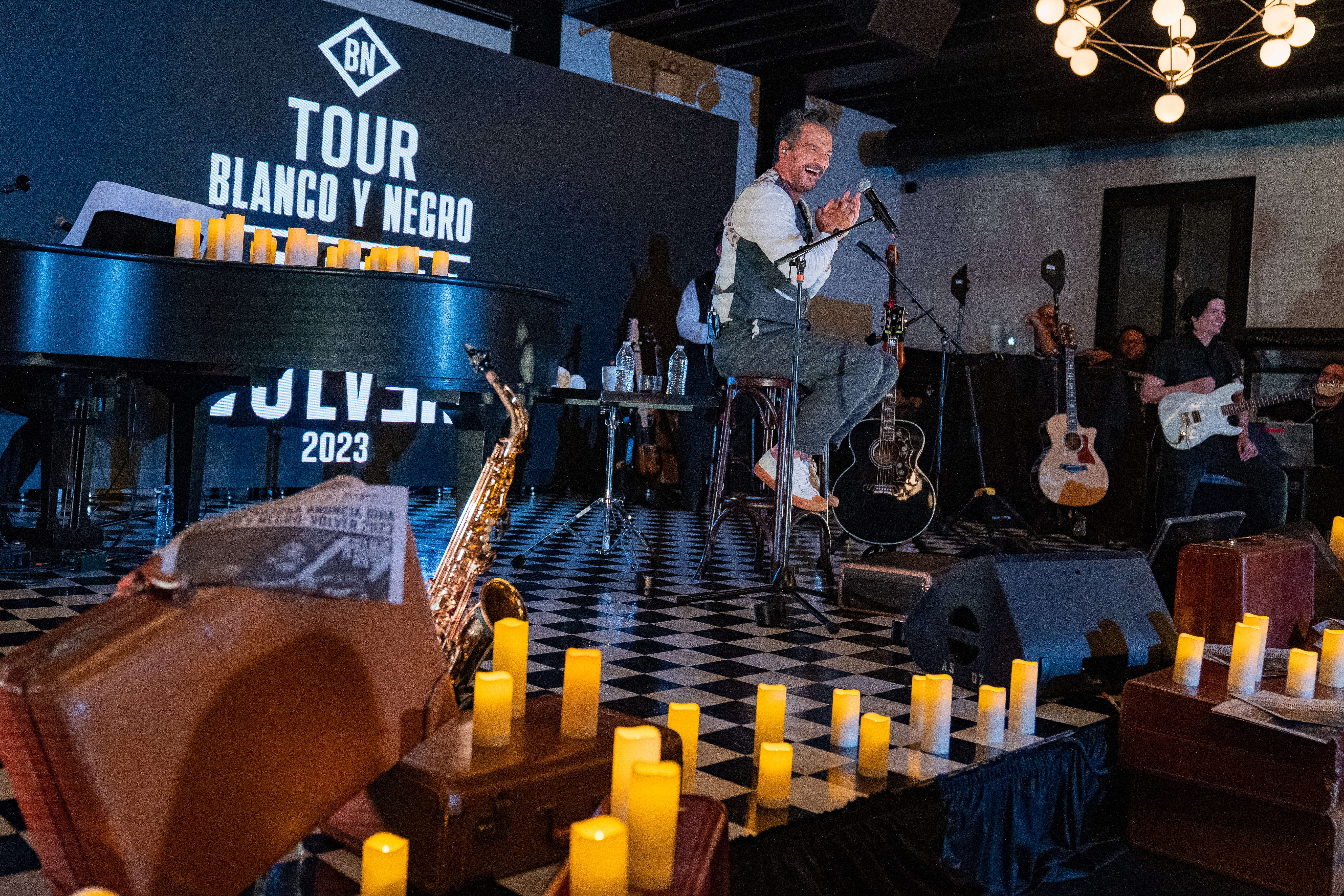 Ricardo Arjona es uno de los guatemaltecos reconocidos en el mundo por su trayectoria musical.  En noviembre próximo estará en Guatemala en una residencia musical.  (Foto Prensa Libre: Kenneth Cruz)