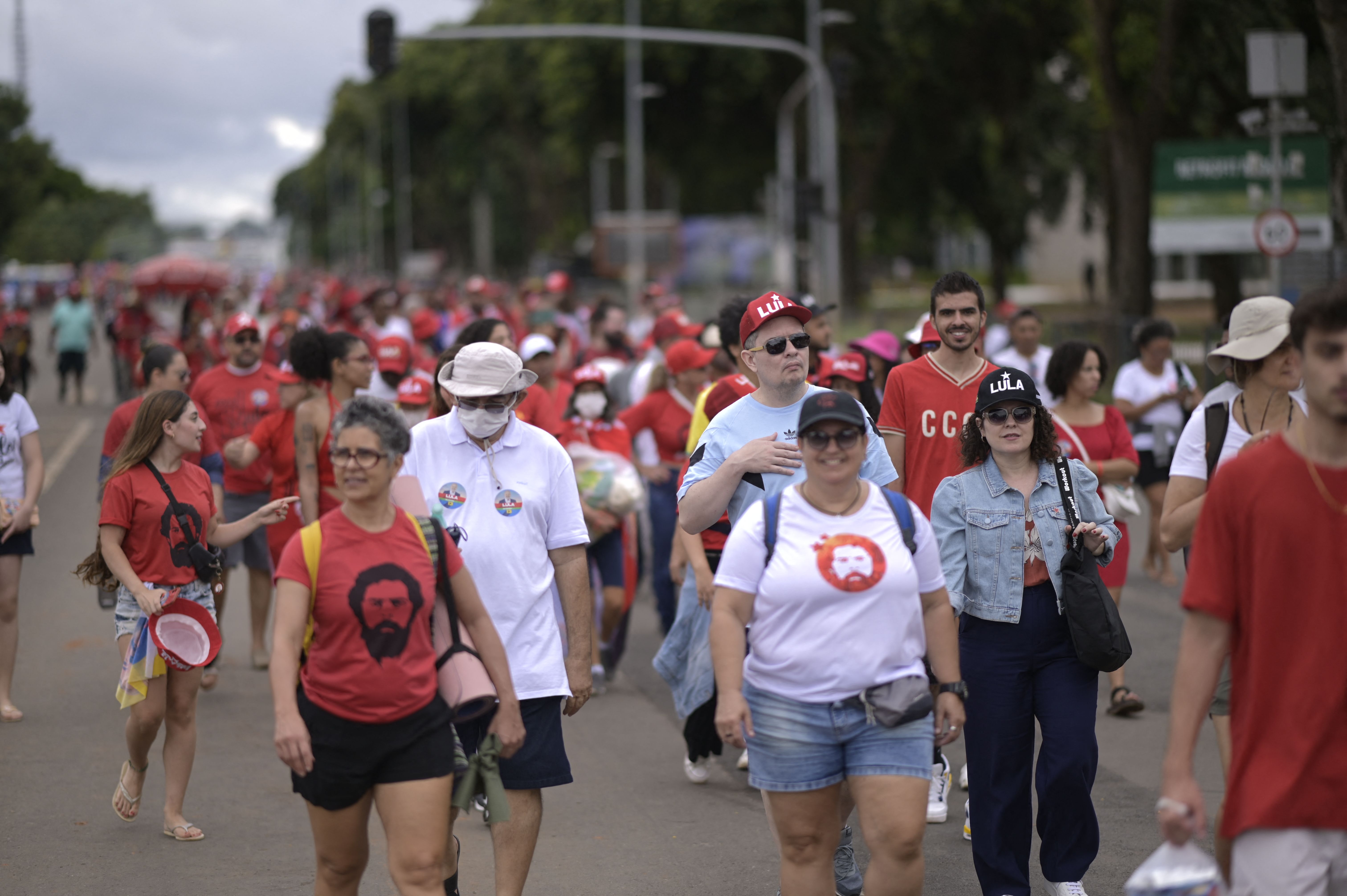 La izquierda vuelve este domingo al poder en Brasil con la investidura de Lula da Silva. (Foto Prensa Libre: AFP) 