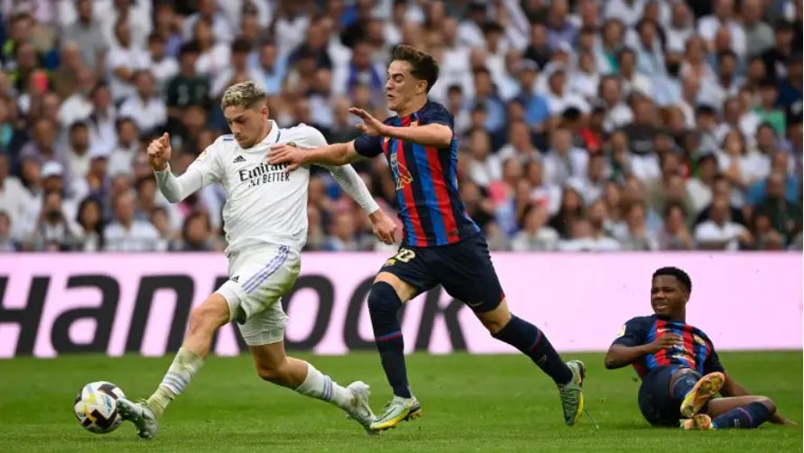 Real Madrid y Barcelona se enfrentarán en las semifinales de la Copa del Rey. (Foto Prensa Libre: AFP)