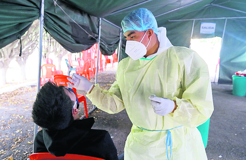 Aumentan los municipios en alerta amarilla, los casos positivos de covid-19  han disminuido. (Foto Prensa Libre: Hemeroteca PL)