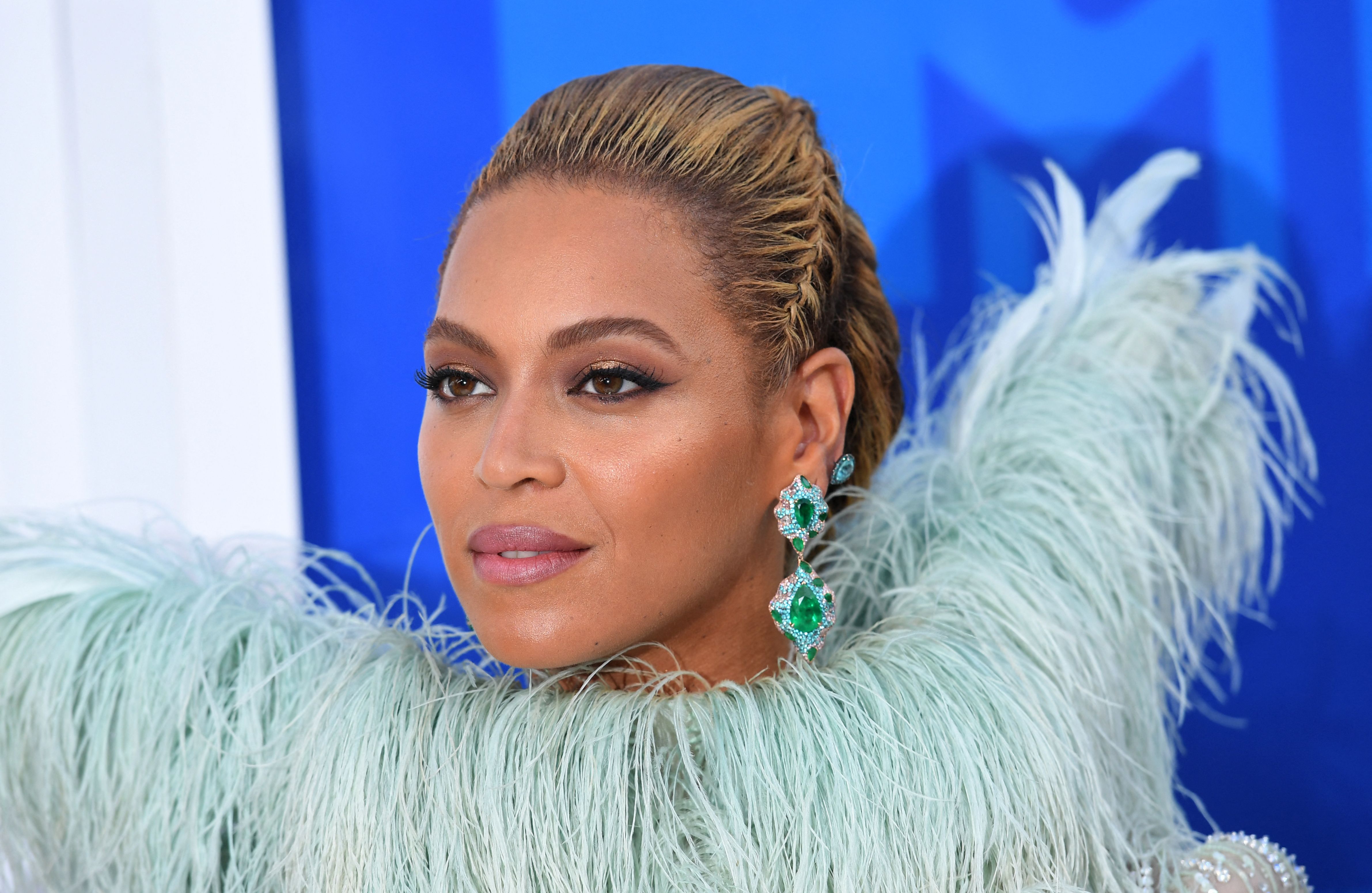 Los Grammy vuelven a Los Ángeles con Beyoncé lista para hacer historia