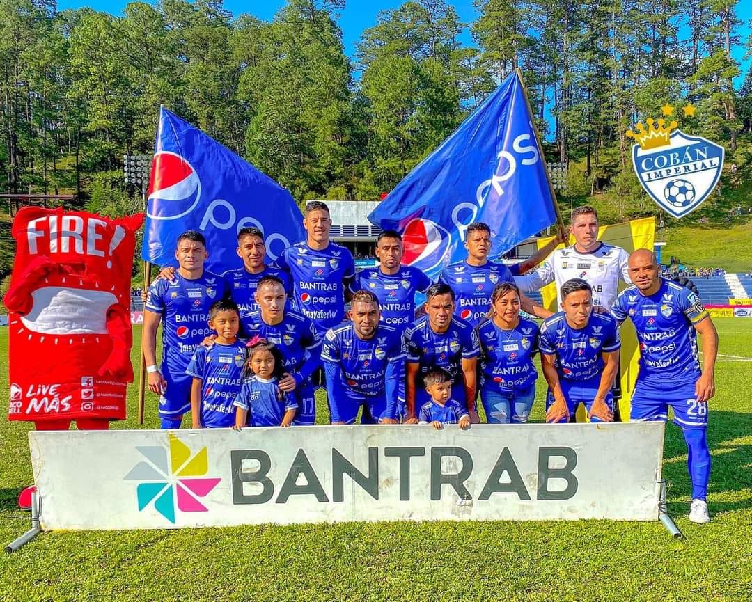 Cobán Imperial dejó atrás la mala racha y venció a Iztapa en el partido disputado en el estadio Verapaz. (Foto LigaGT).