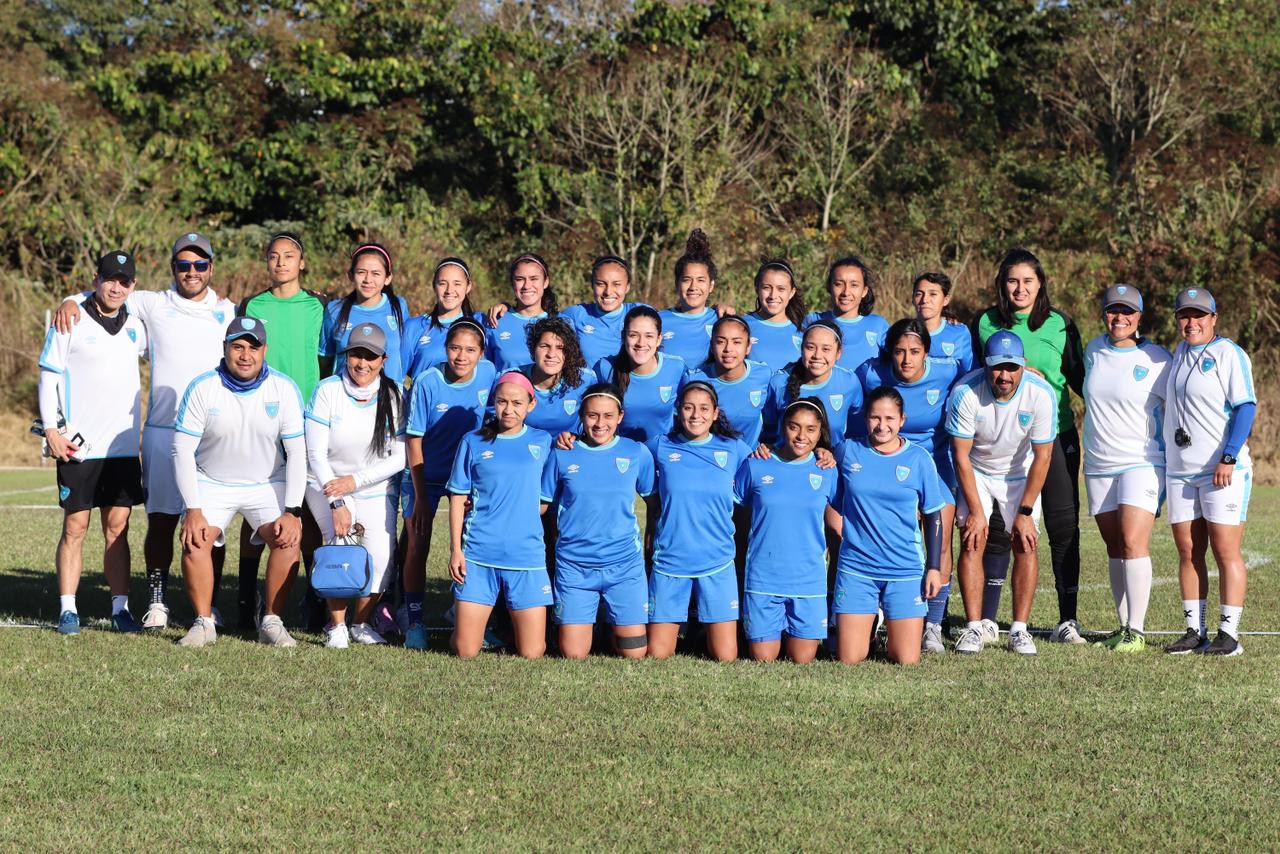 Karla Alemán ya ha trabajado con la Selección Nacional Mayor. (Foto Prensa Libre: Fedefut)