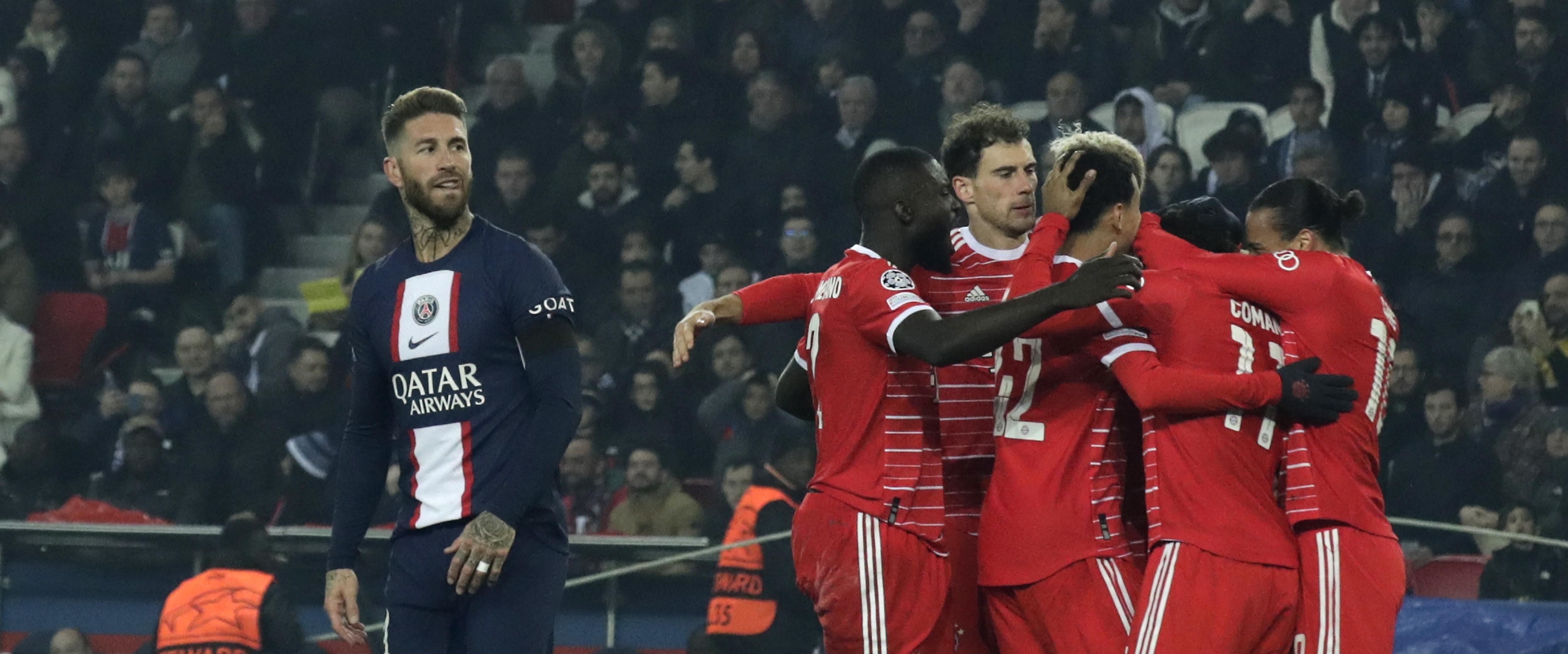 Así festejaron los jugadores del Bayern en París. (Foto Prensa Libre: EFE)