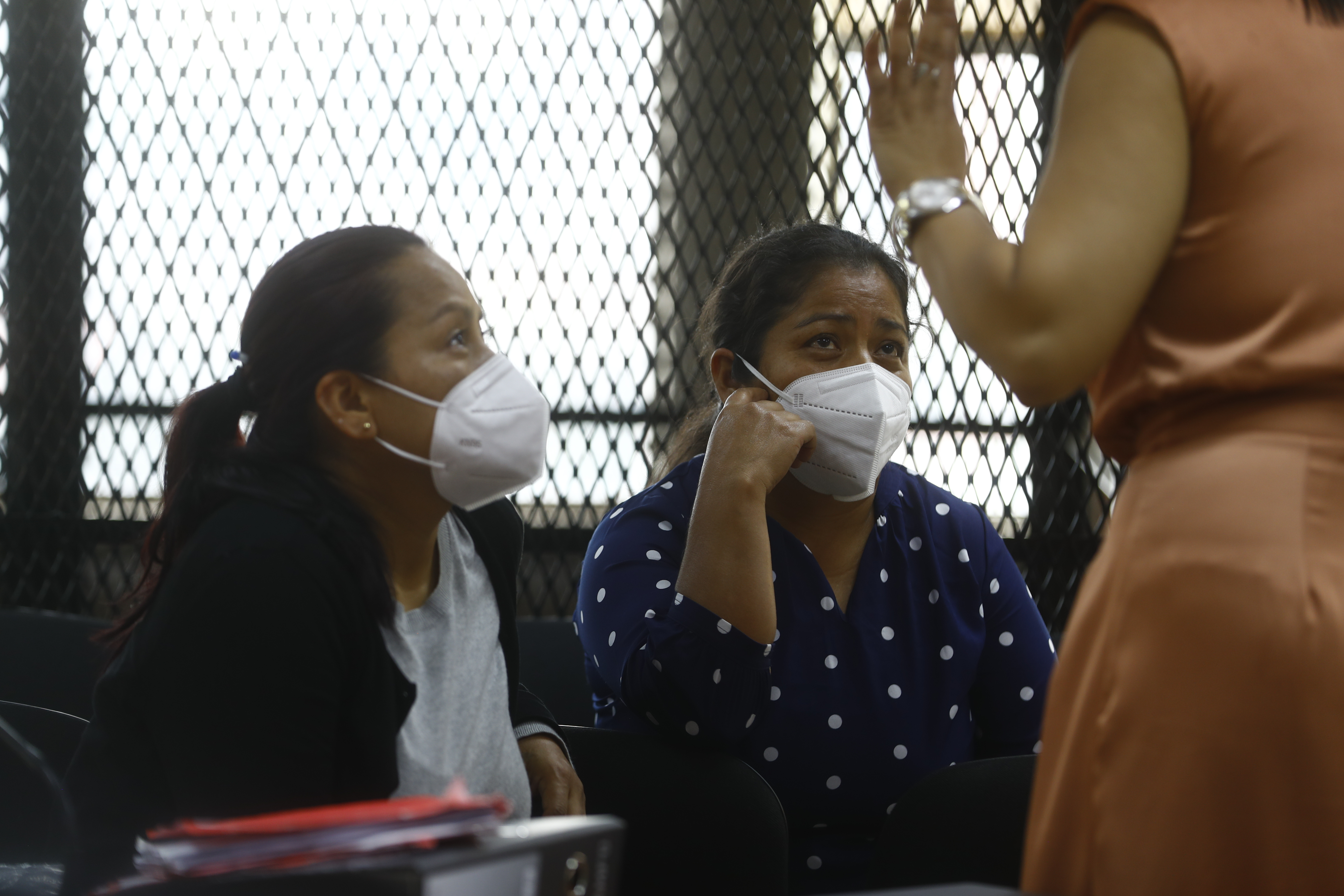 Las cuatro exempleadas del Ministerio de Energía y Minas fueron condenadas el 26 de enero acusadas de lavado de dinero. (Foto Prensa Libre: María José Bonilla)