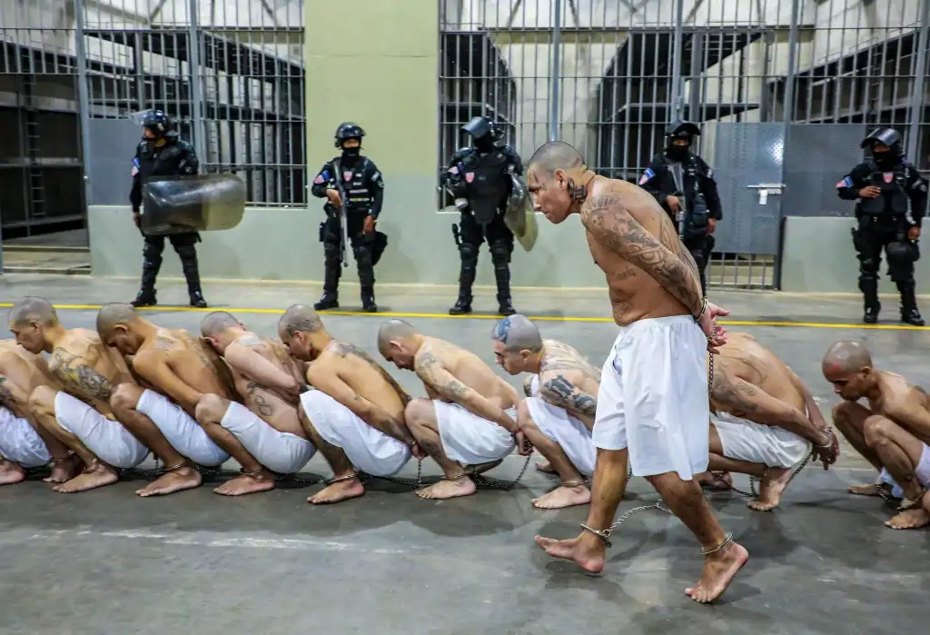 mega carcel para pandillas regimen de nayib bukele 24 de febrero de 2023 fotos afp presidencia el salvador (16)