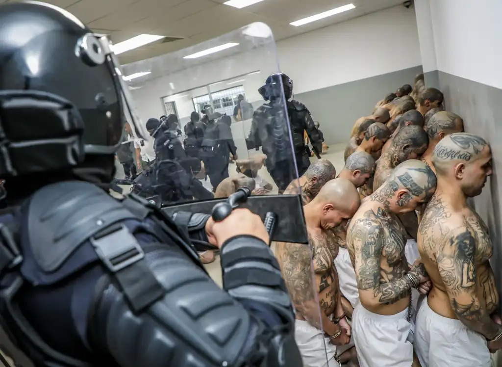 mega carcel para pandillas regimen de nayib bukele 24 de febrero de 2023 fotos afp presidencia el salvador