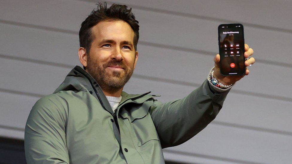 Ryan Reynolds tras el acuerdo con T-Mobile.