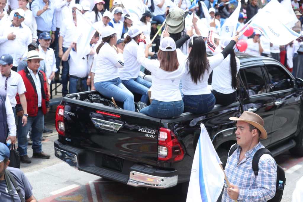 vehículos caravana partido Vamos