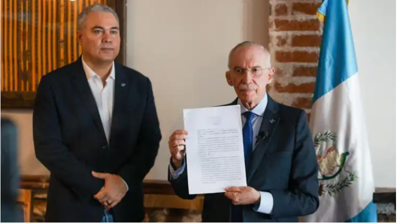 Edmond Mulet es el candidato presidencial del partido político, Cabal. Fotografía: redes sociales del partido. 