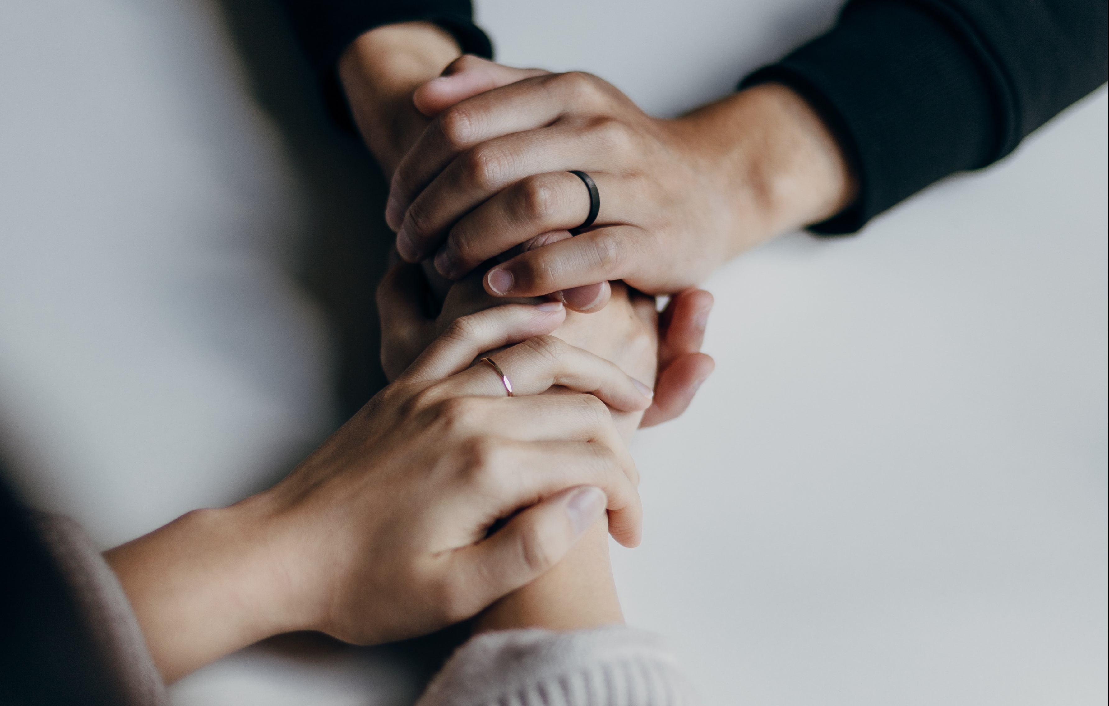 Iniciar con una terapia de pareja es un proceso que requiere paciencia y fuerza de voluntad de los dos involucrados. (Foto Prensa Libre: Unsplash)