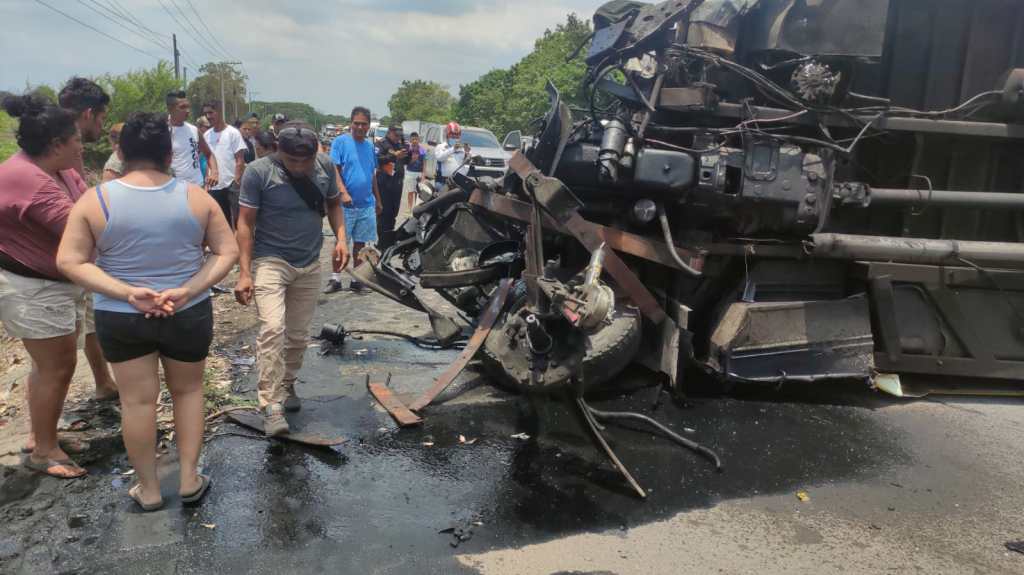 accidente en taxisco santa rosa 27 de marzo 2023 (1)