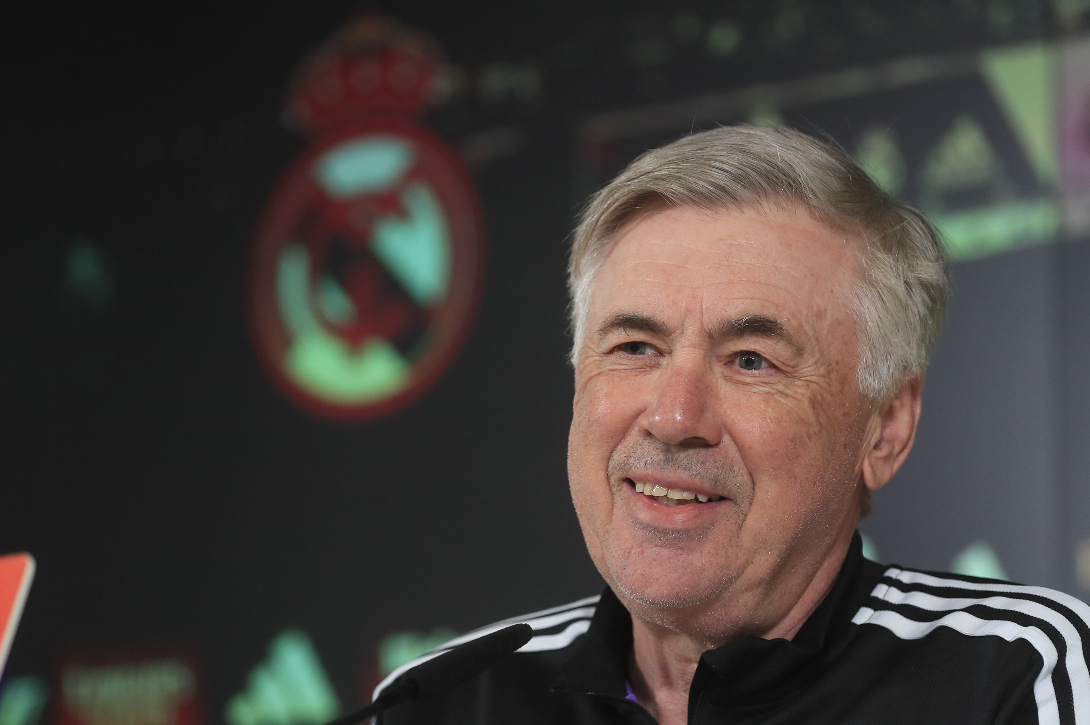  El entrenador del Real Madrid, el italiano Carlo Ancelloti, ofrece una rueda de prensa después del entrenamiento de su equipo en la Ciudad Deportiva de Valdebebas. Foto Prensa Libre (EFE)