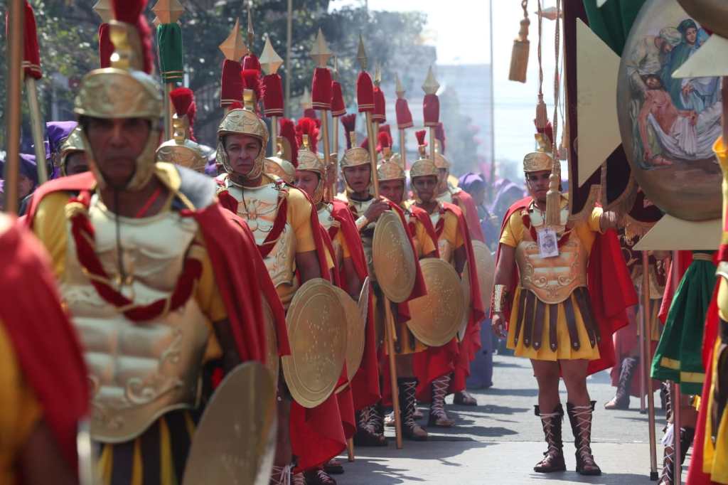 Semana Santa 2023: Procesión de Jesús de Los Milagros del templo San José recorre las calles del Centro Histórico