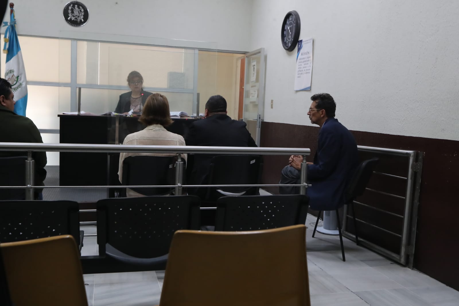 La audiencia es dirigida por la jueza, Carol Patricia Flores. Fotografía: Prensa Libre (Elmer Vargas).