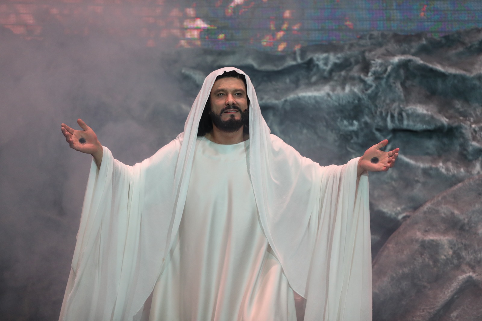 Algunas de las presentaciones se transmiten por Facebook Live.  (Foto Prensa Libre: Juan Diego González)