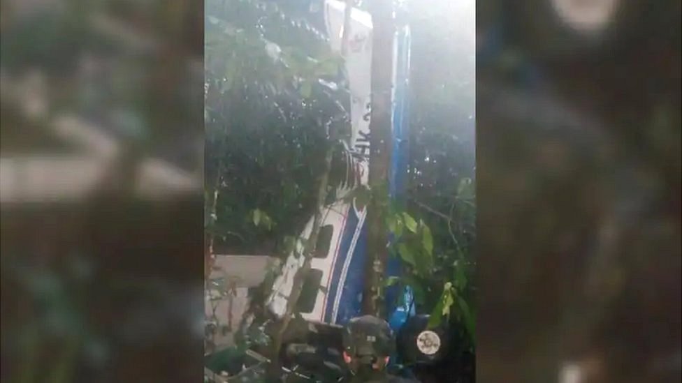 La avioneta fue hallada en medio de la selva en el sur de Colombia. (AEROCIVIL)